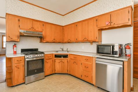 241 Maple Street Secaucus NJ 07094