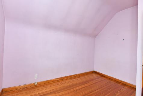 241 Maple Street Secaucus NJ 07094