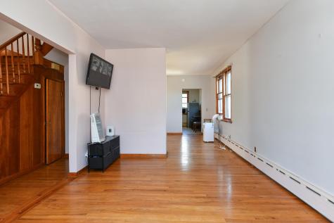 241 Maple Street Secaucus NJ 07094