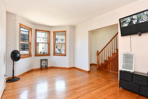 241 Maple Street Secaucus NJ 07094