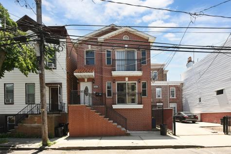 43 Manhattan Avenue Jersey City NJ 07307