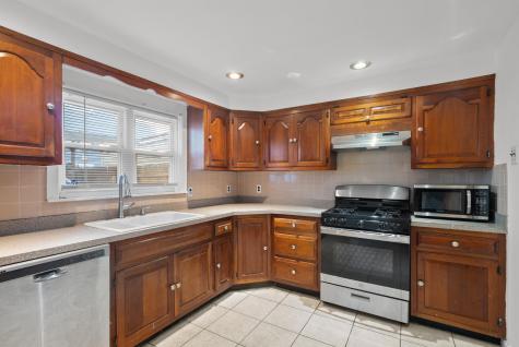 637 36th Street Union City NJ 07087