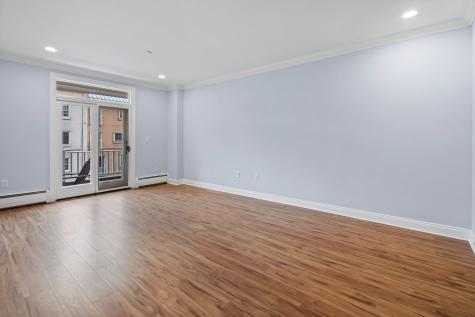 207 Shearwater Court West Jersey City NJ 07305