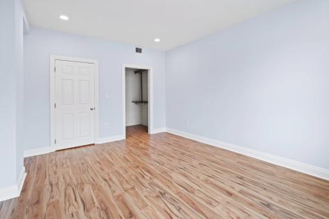 207 Shearwater Court West Jersey City NJ 07305