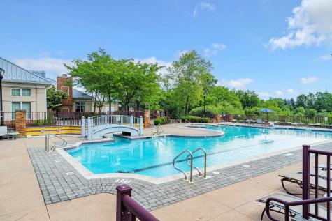 207 Shearwater Court West Jersey City NJ 07305