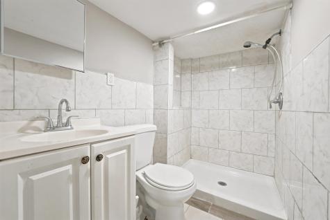 212 Avenue B Bayonne NJ 07002