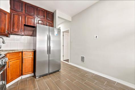 212 Avenue B Bayonne NJ 07002