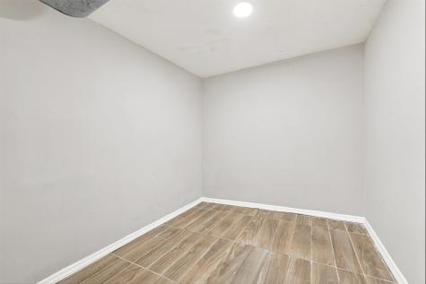 212 Avenue B Bayonne NJ 07002