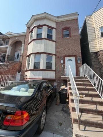 717 16th Street Union City NJ 07087
