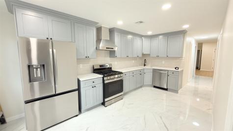 291 Avenue B Bayonne NJ 07002