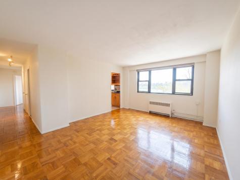 6515 Boulevard East West New York NJ 07093
