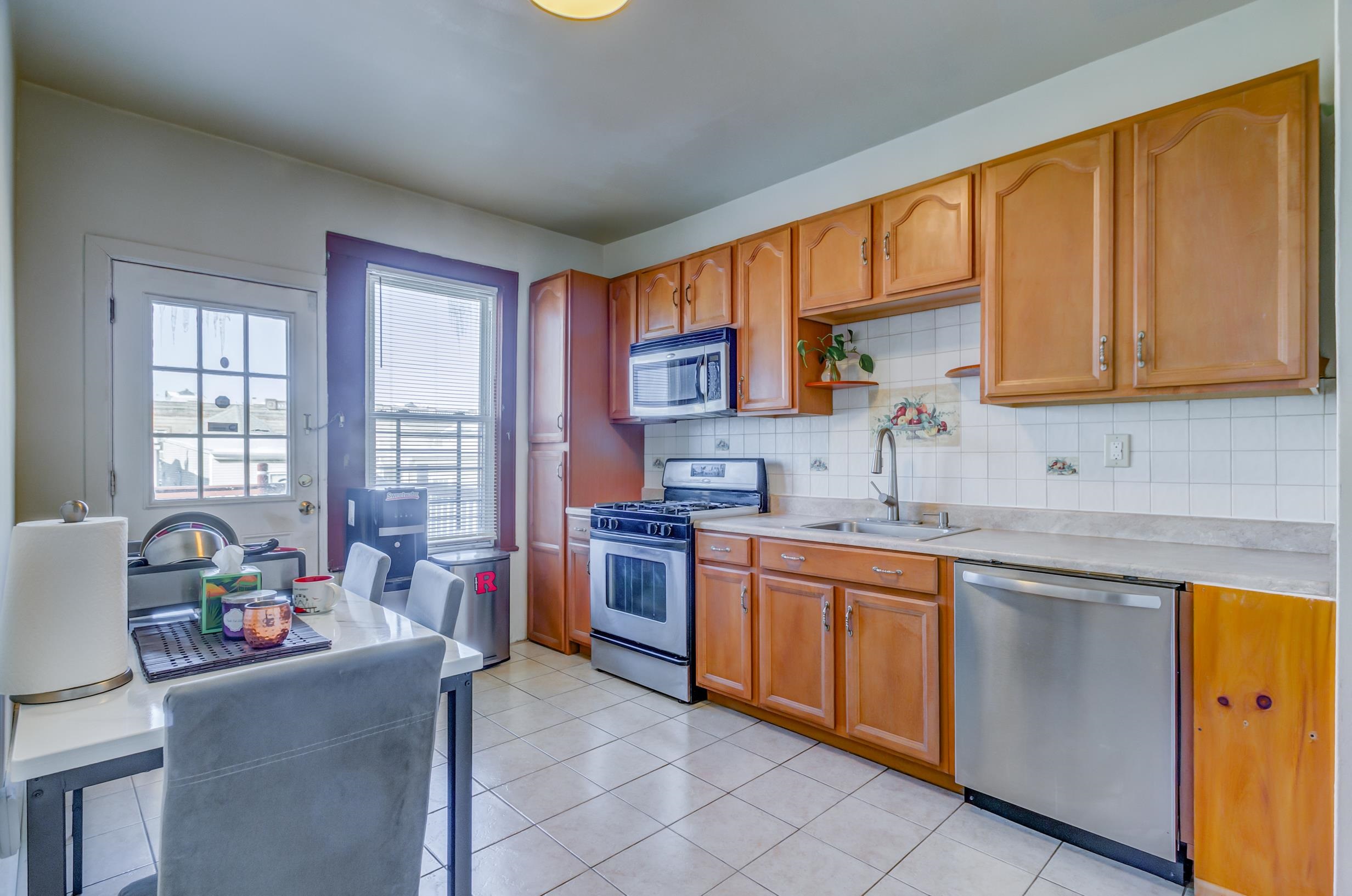 27 Romaine Avenue Jersey City NJ 07306