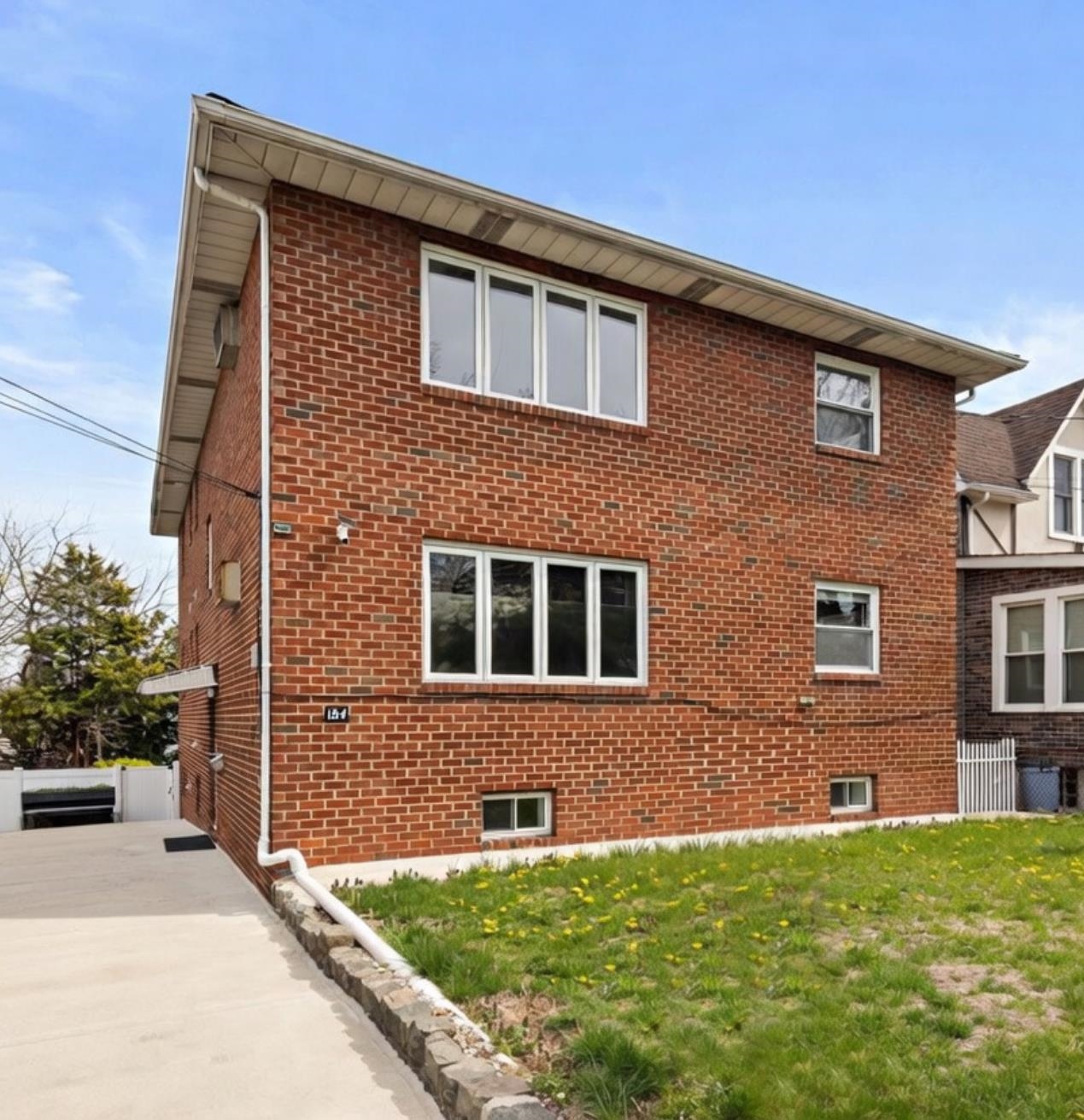 184 Central Lane Secaucus NJ 07094
