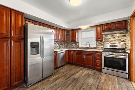 184 Central Lane Secaucus NJ 07094