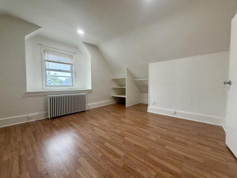 14 E 42nd Street Bayonne NJ 07002