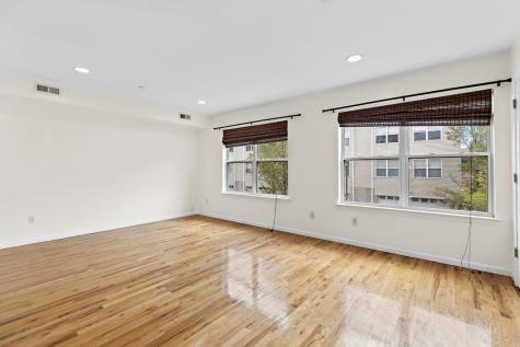 117 Logan Avenue Jersey City NJ 07306