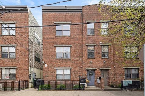 117 Logan Avenue Jersey City NJ 07306