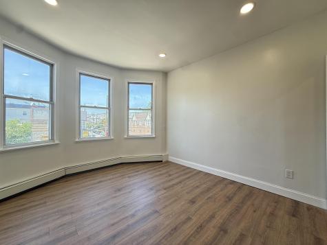 892 Broadway Bayonne NJ 07002