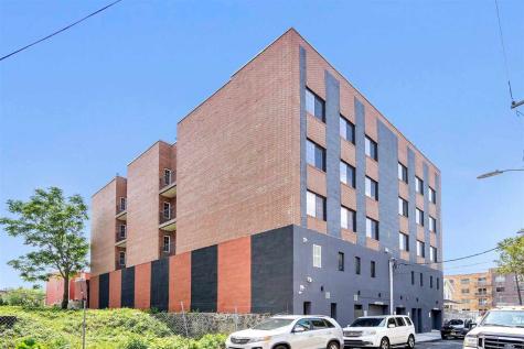 725 Sip Street Union City NJ 07087