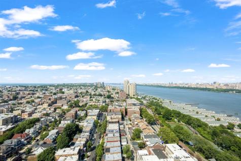 6040 Boulevard East West New York NJ 07093