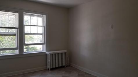 683 Avenue E Bayonne NJ 07002