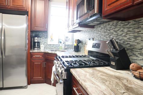 408 Woodlawn Avenue Jersey City NJ 07305