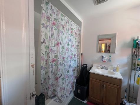 412 11th Street Union City NJ 07087