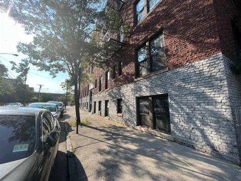 2 Noll Place Newark NJ 07102