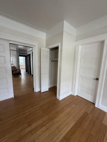 425 75th Street North Bergen NJ 07047