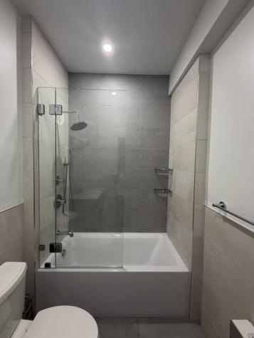 425 75th Street North Bergen NJ 07047
