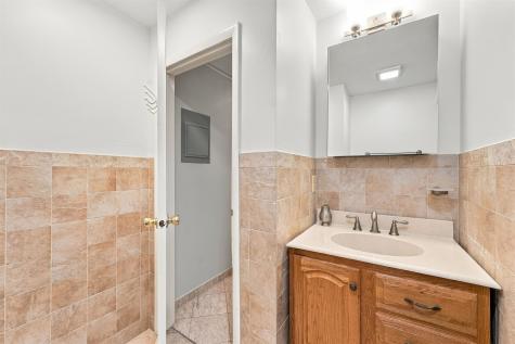 8305 Bergenline Avenue North Bergen NJ 07047