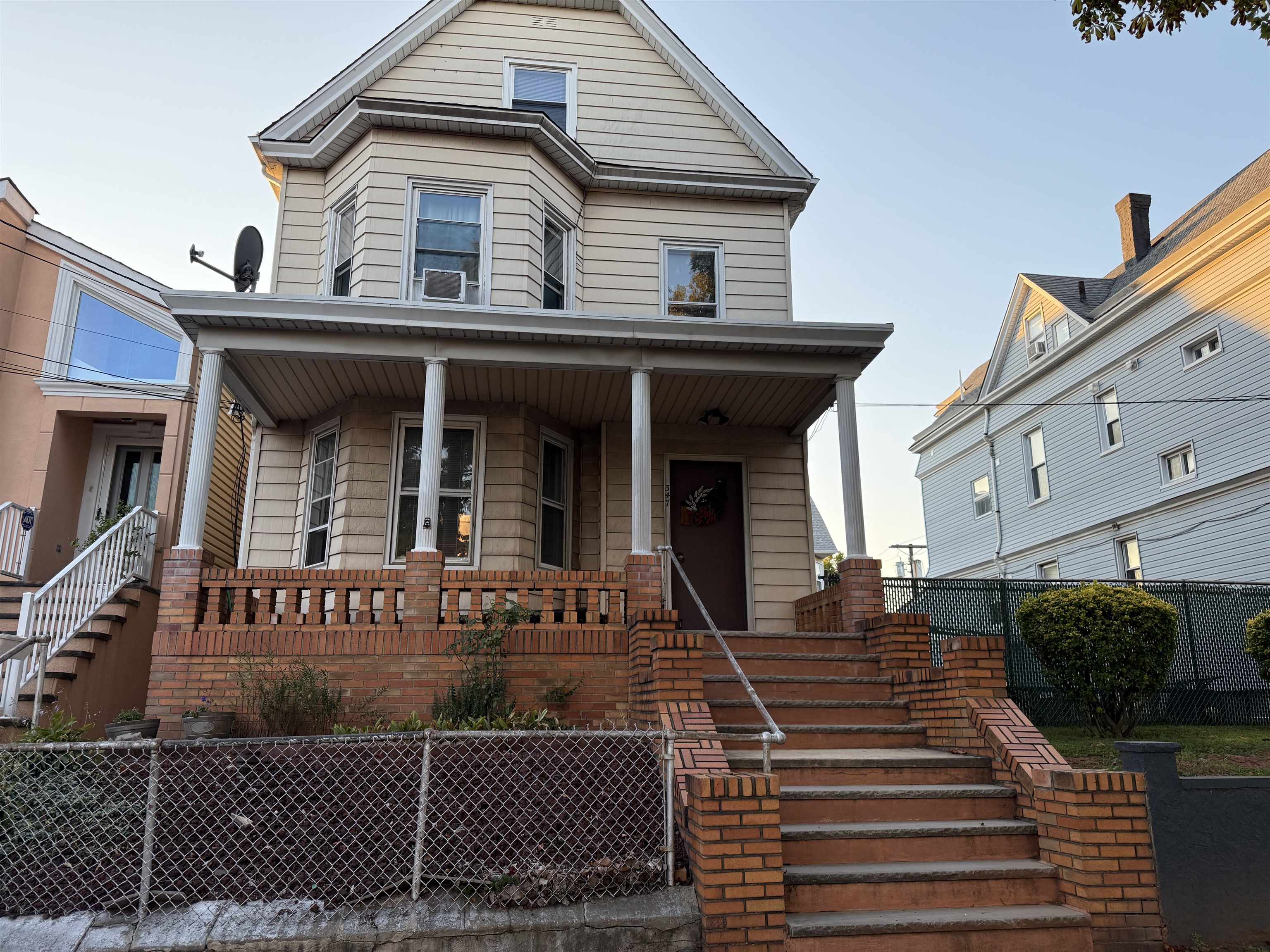 347 Avenue C Bayonne NJ 07002