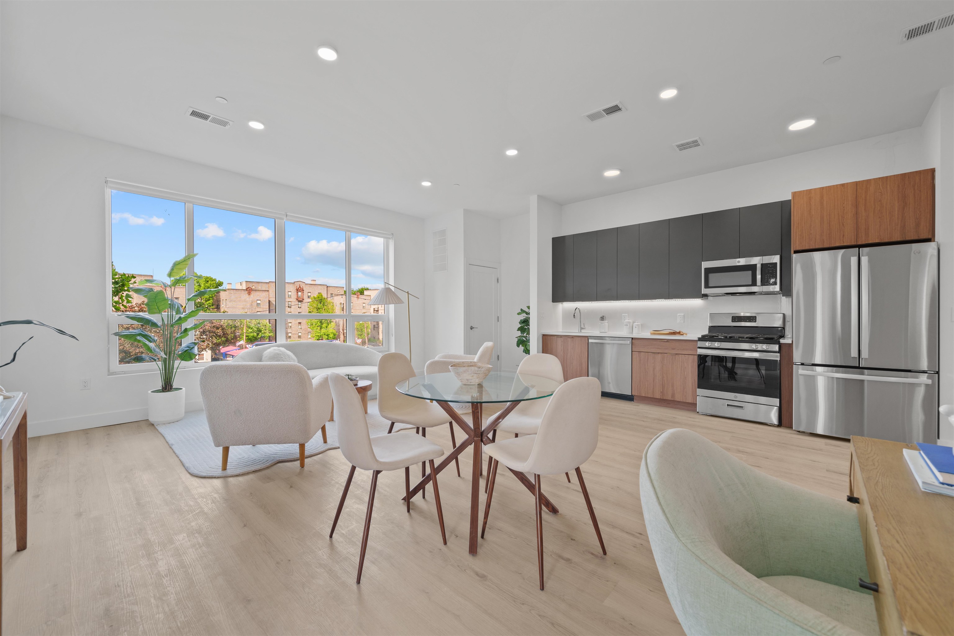 17 Avenue E Bayonne NJ 07002