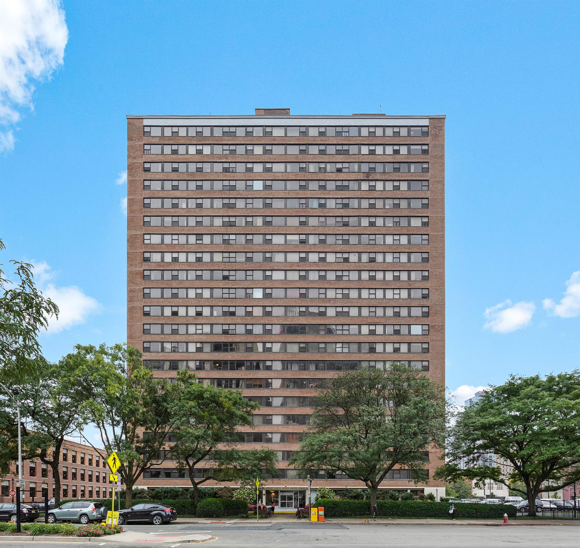 135 Montgomery Street Jersey City NJ 07302