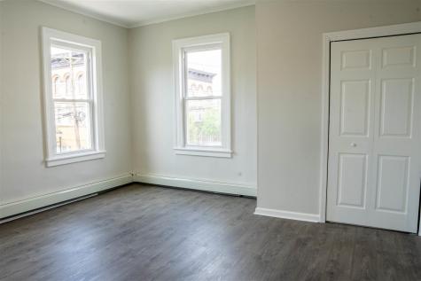 426 13th Street Union City NJ 07087