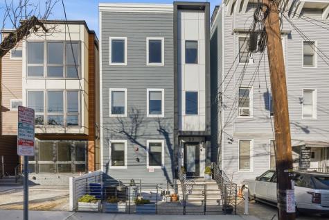 22 Lincoln Street Jersey City NJ 07307
