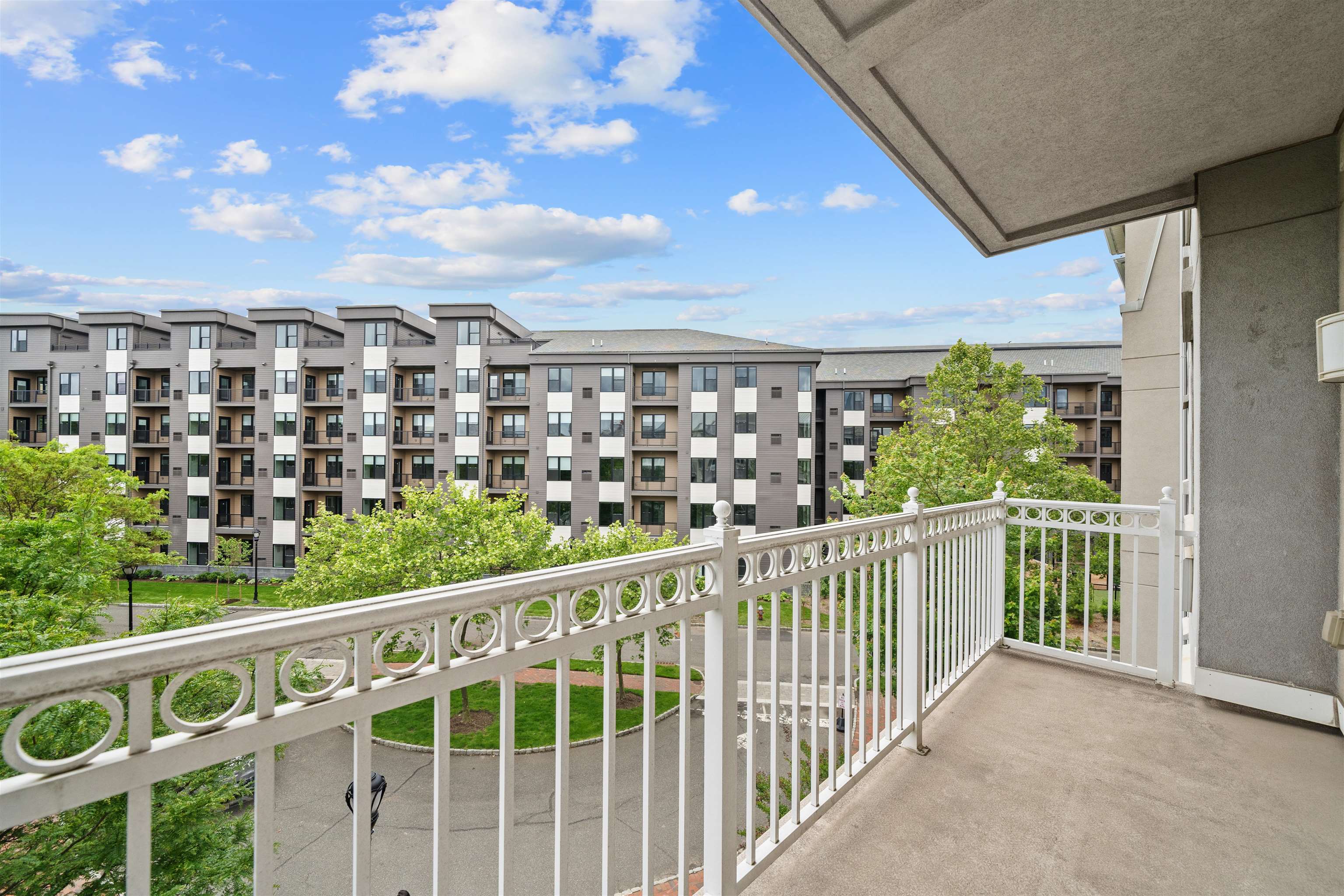 4 Constellation Place Jersey City NJ 07305