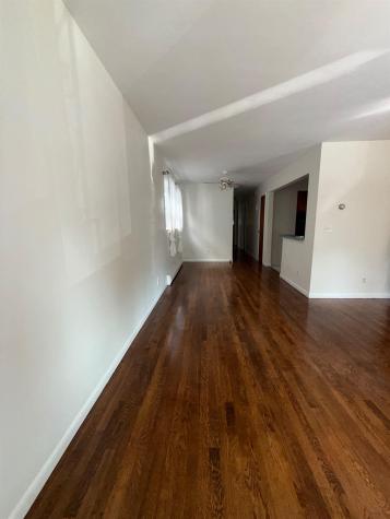696 Avenue E Bayonne NJ 07002-0000