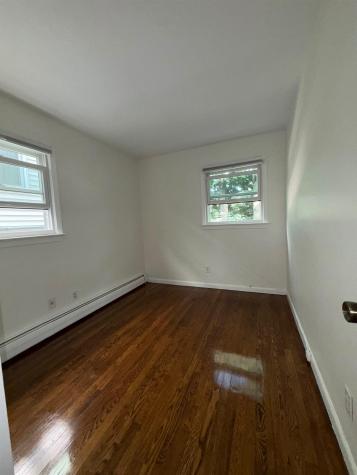 696 Avenue E Bayonne NJ 07002-0000