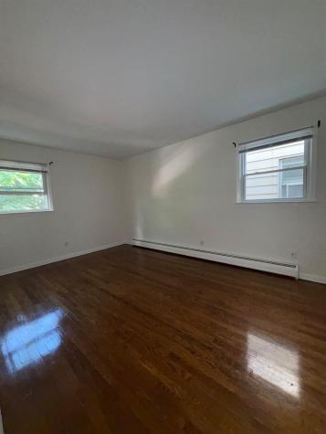 696 Avenue E Bayonne NJ 07002-0000
