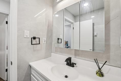 14A Lakeside Drive Millburn NJ 07041