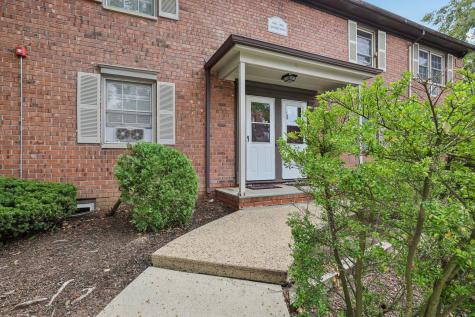 14A Lakeside Drive Millburn NJ 07041