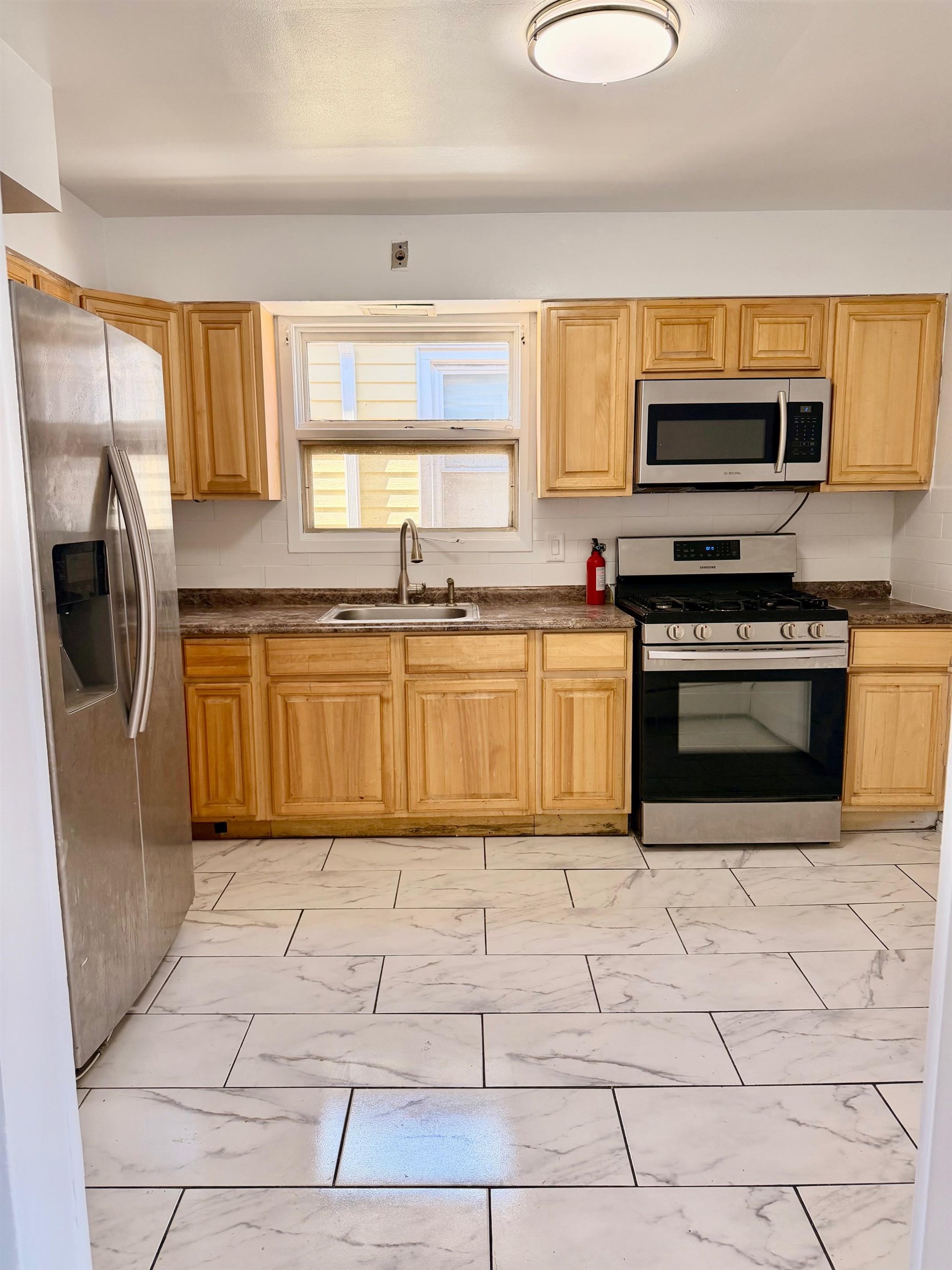 24 East 18th Street Bayonne NJ 07002