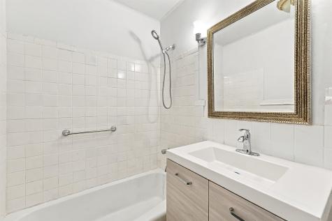 199 Avenue A Bayonne NJ 07002