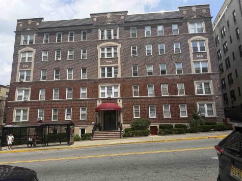 6045 Boulevard East Union City NJ 07093