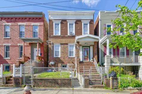 85 Woodland Avenue Jersey City NJ 07305