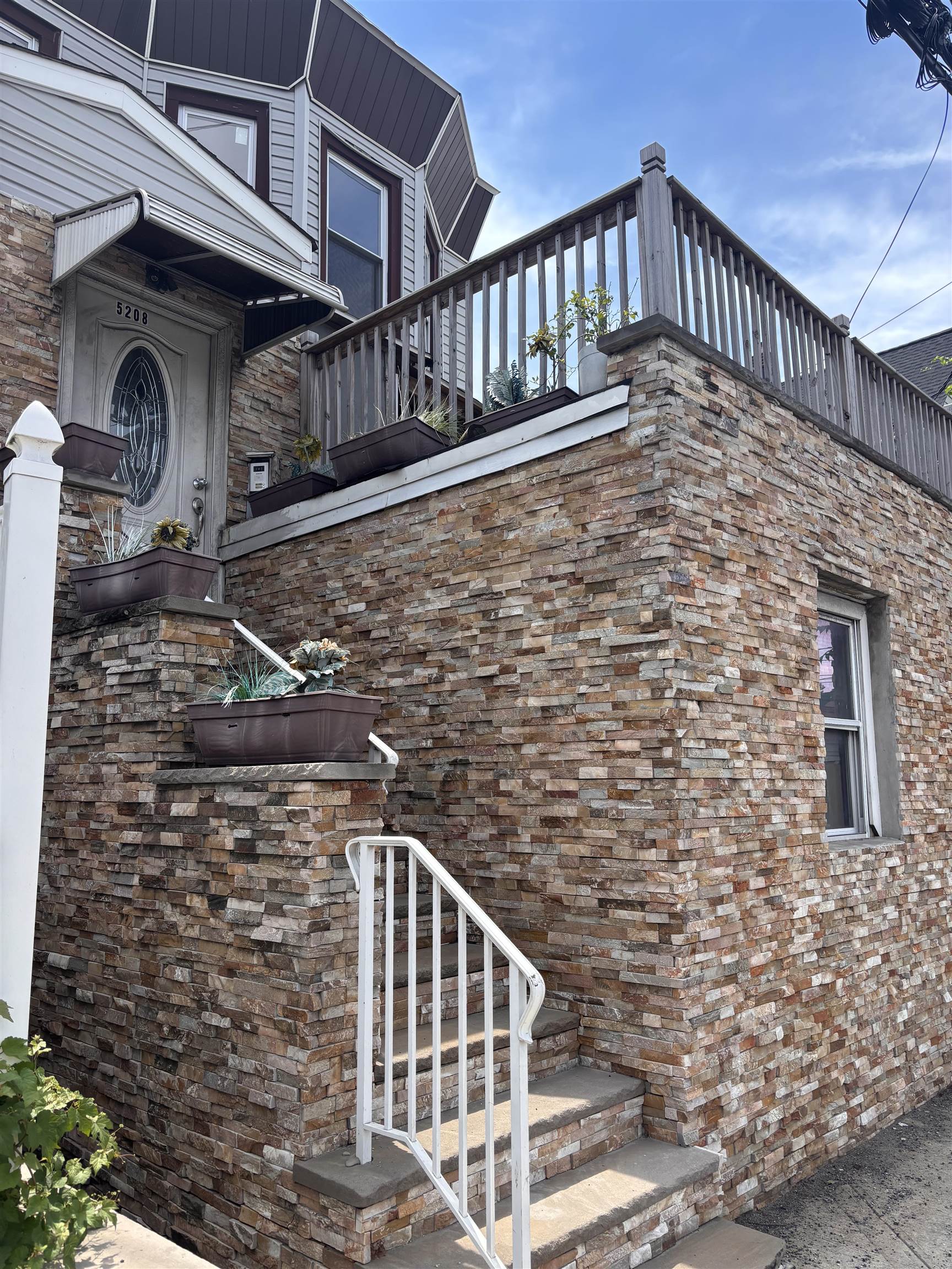 5208 Tonnelle Avenue North Bergen NJ 07047