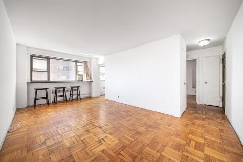 6515 Boulevard East West New York NJ 07093