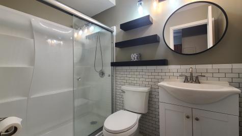 4905 Park Avenue Union City NJ 07087