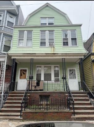 98 Andrew Street North Bayonne NJ 07002